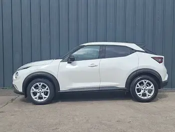 Used Nissan Juke N-Connecta 114 HP (83 kW) 2021 White SUV