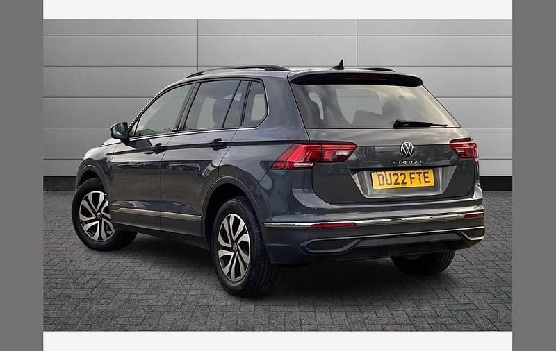 Used VW Tiguan Active 150 HP (110 kW) 2022 Grey SUV