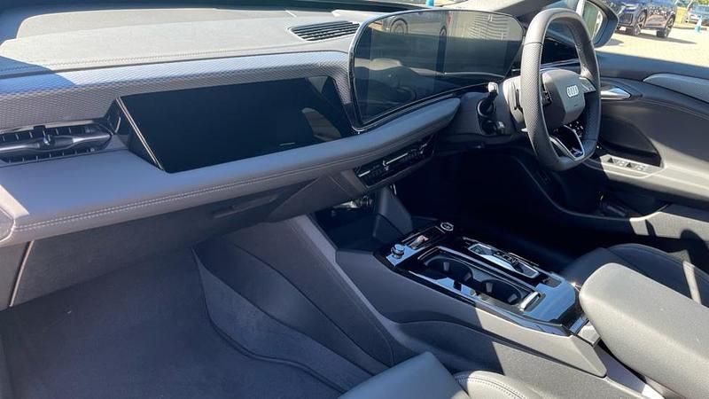 New Audi e-tron Sportback S-Line 269 kW (367 HP) 2026 Blue SUV