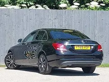 Used Mercedes C180 SE 156 HP (114 kW) 2019 Black Sedan