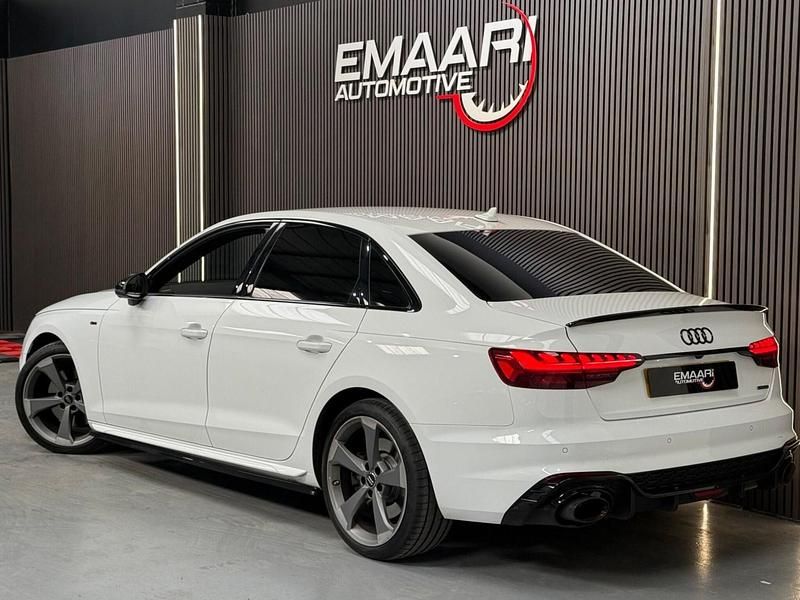 Used Audi A4 Black Edition 245 HP (180 kW) 2019 White Sedan