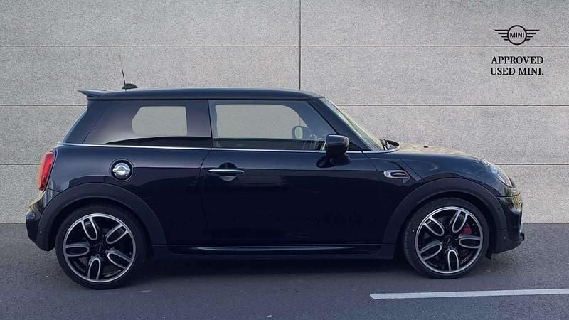 Używany Mini John Cooper Works Sport 231 KM (169 kW) 2019 Czarny Hatchback