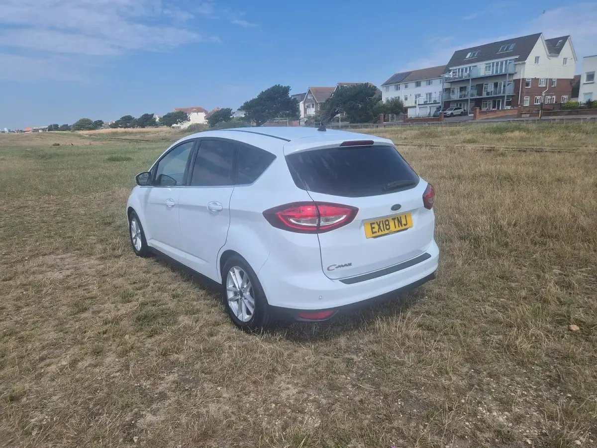 Used Ford C-MAX 2018 Frozen white MPV