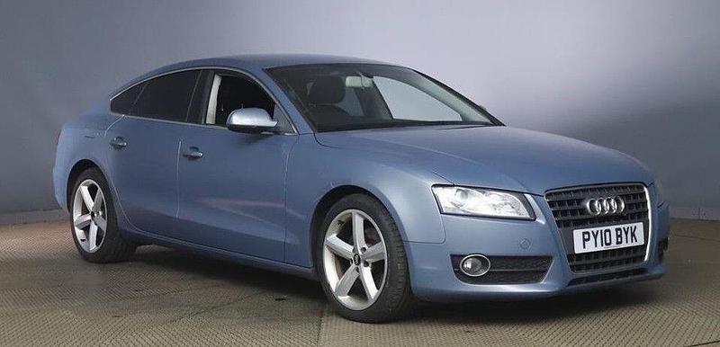 Begagnad Audi A5 170 HK (125 kW) 2010 Blå Sportkupé