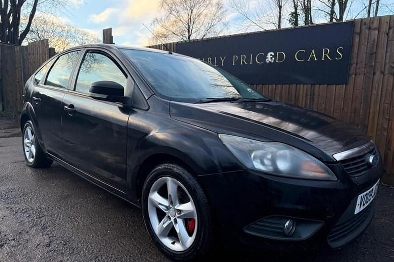 Black Used 2009 Ford Focus Zetec Hatchback | £1,489 (Fair price) - Image 1/1