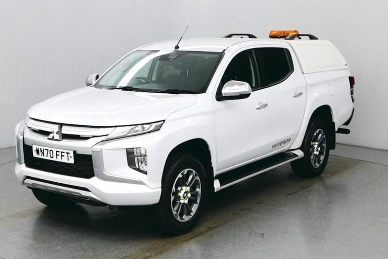White Used 2020 Mitsubishi L200 Warrior Pickup | £15,990 (Super price) - Image 1/4