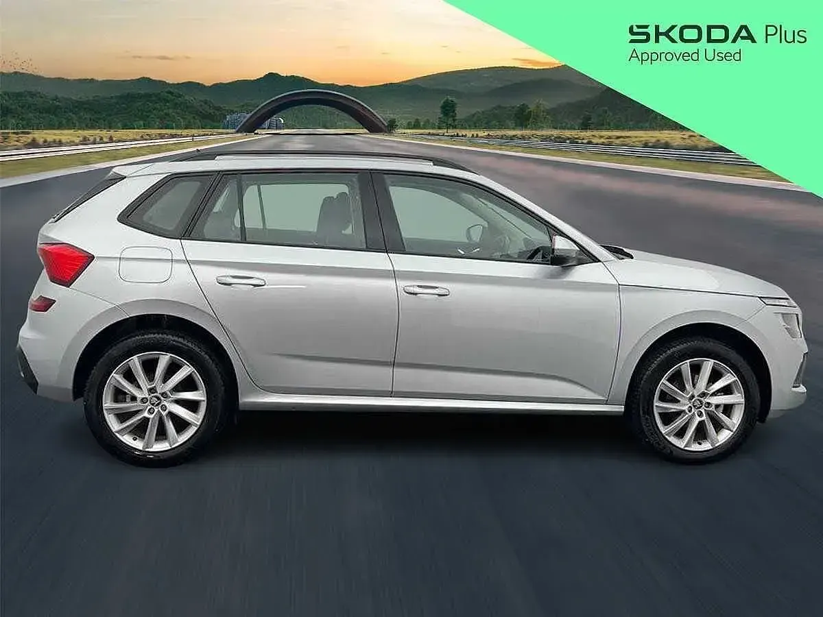 Used Skoda Kamiq SE 85 HP (62 kW) 2025 Brilliant silver metallic SUV