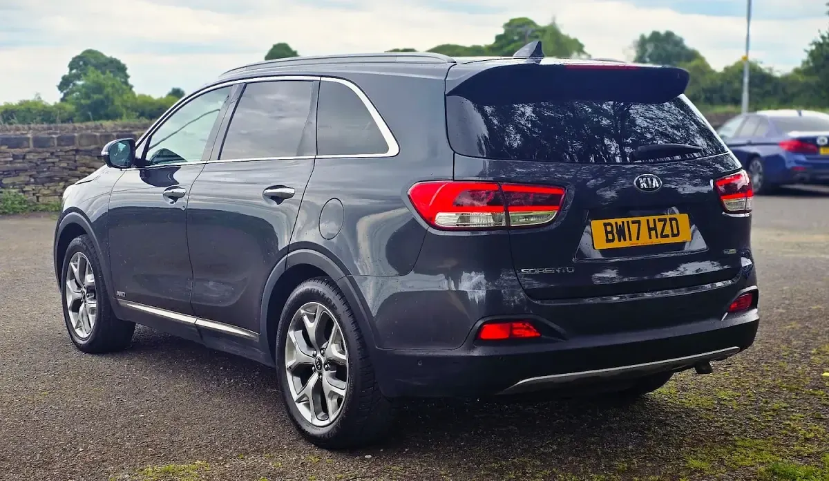 Used Kia Sorento 2017 Grey SUV