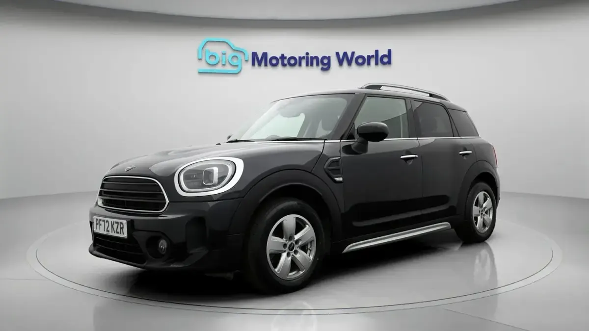 Usado Mini Cooper Countryman Classic 134 CV (98 kW) 2022 Negro SUV