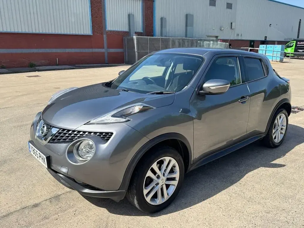 Used Nissan Juke Acenta 110 HP (80 kW) 2015 Grey SUV