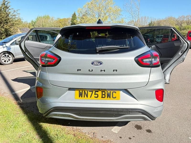 Usado Ford Puma ST-Line X 125 HP (91 kW) 2025 Prateado SUV