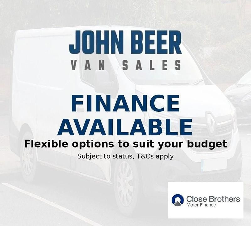 White Used 2020 Citroën Dispatch MPV | £7,750 (Good price) - Image 1/2