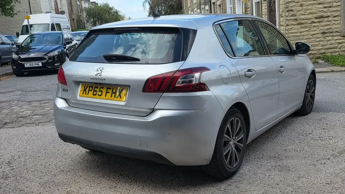 Used Peugeot 308 Allure 2015 Silver Hatchback
