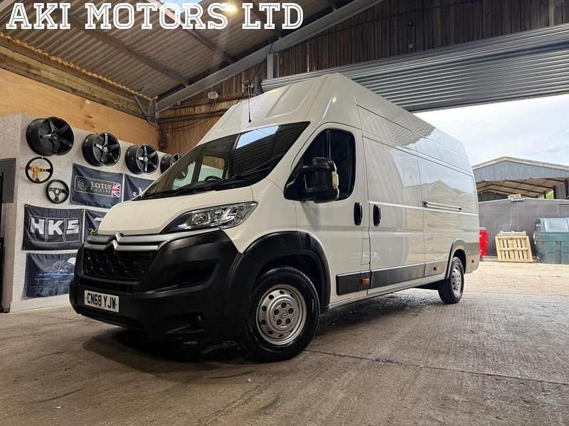 White Used 2018 Citroën Relay Van | £12,000 (Fair price) - Image 1/4