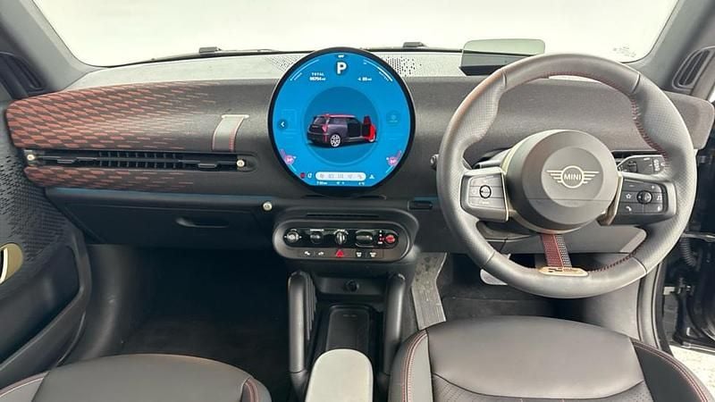 Used Mini Cooper SE Hatch 158 kW (215 HP) 2024 Black Hatchback