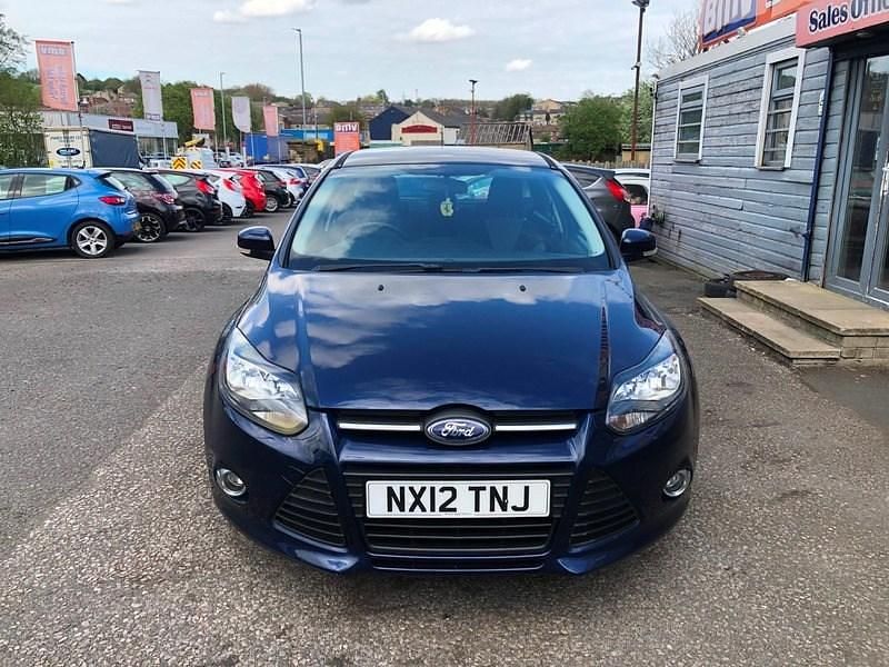 Used Ford Focus Zetec 2012 Blue Hatchback