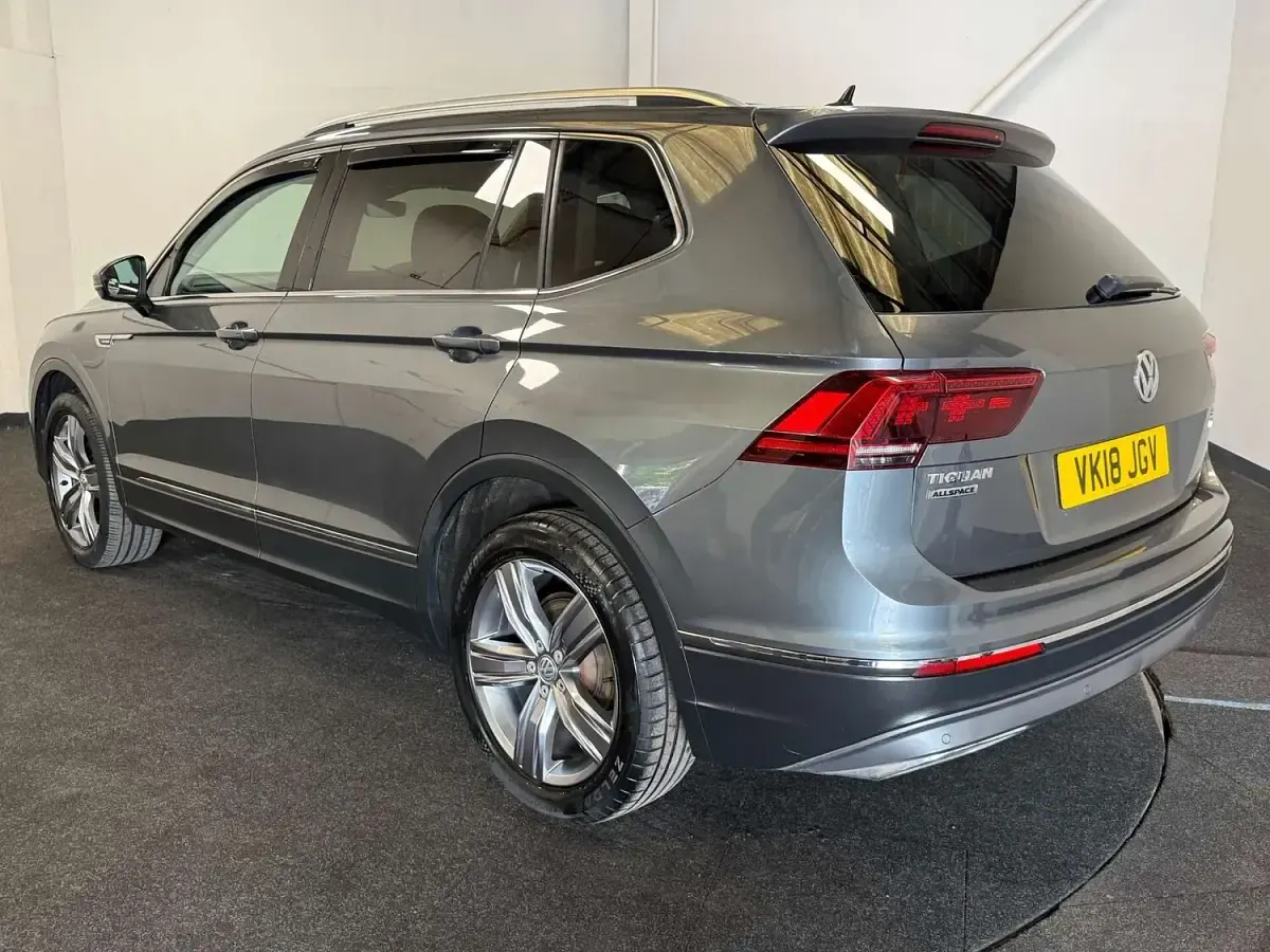 Used VW Tiguan Allspace SEL 150 HP (110 kW) 2018 Grey SUV