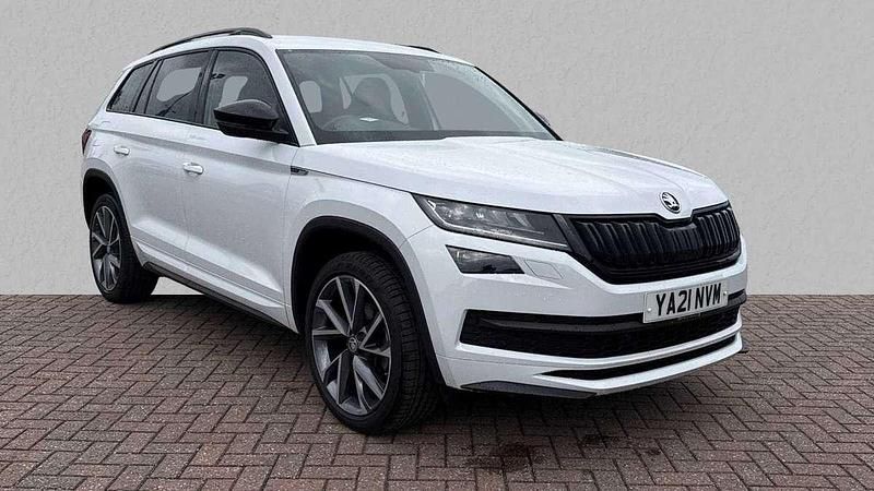 White Used 2021 Skoda Kodiaq SportLine SUV | £22,980 (Good price) - Image 1/4