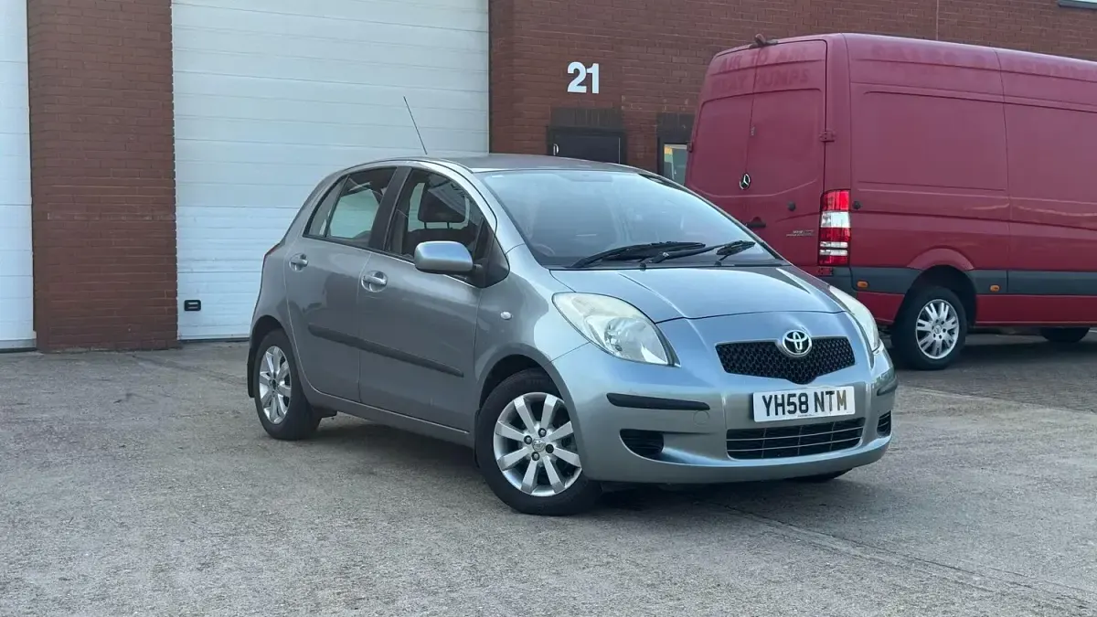 Used Toyota Yaris 2008 Silver Hatchback