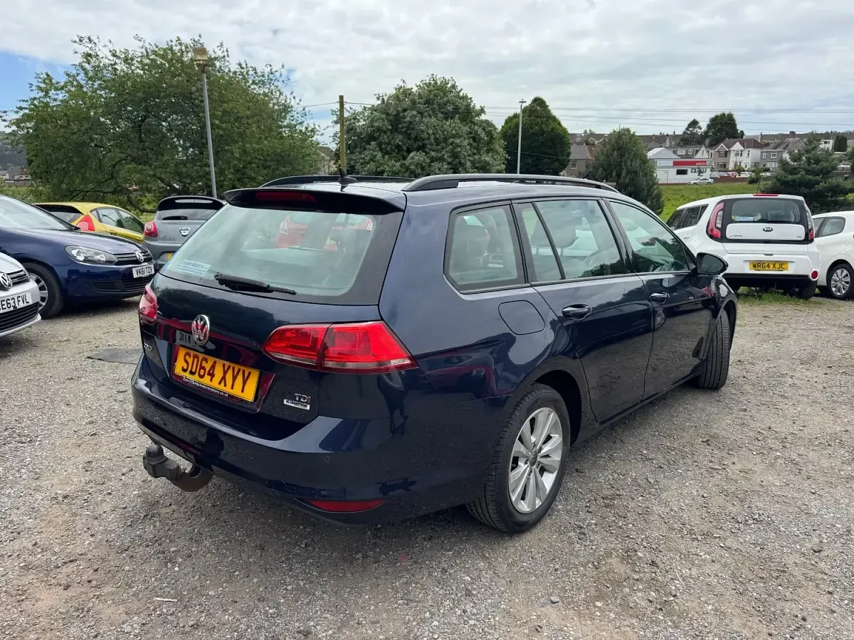 Used VW Golf VII SE 2014 Blue Estate