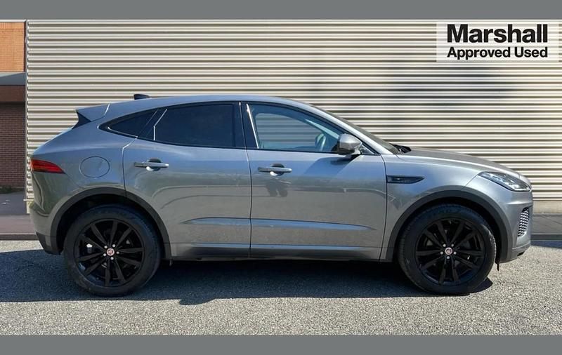 Usado Jaguar E-Pace Chequered Flag 180 HP (132 kW) 2020 Cinzento SUV
