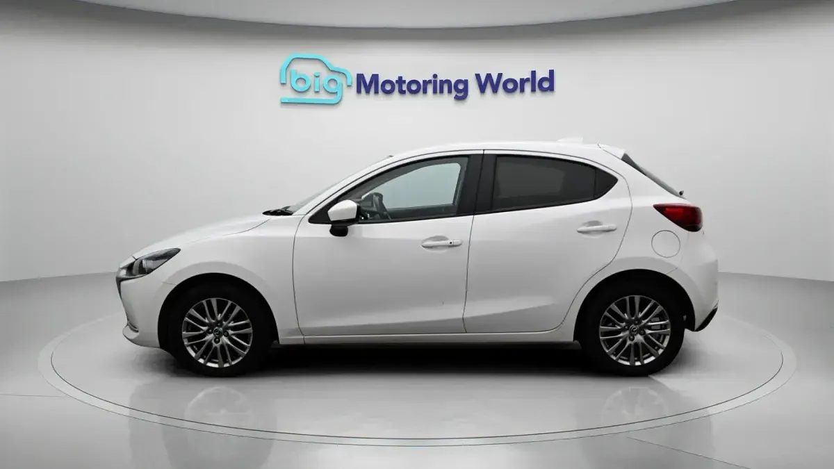 Used Mazda 6 Inclusive 90 HP (66 kW) 2023 White Hatchback