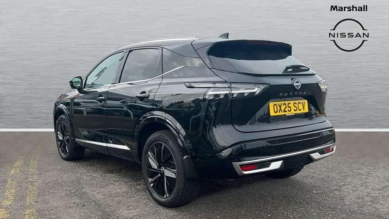 Used Nissan Qashqai Tekna 140 HP (102 kW) 2025 Black SUV