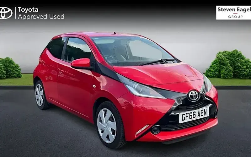 Used Toyota Aygo X-play 69 HP (50 kW) 2016 Hatchback