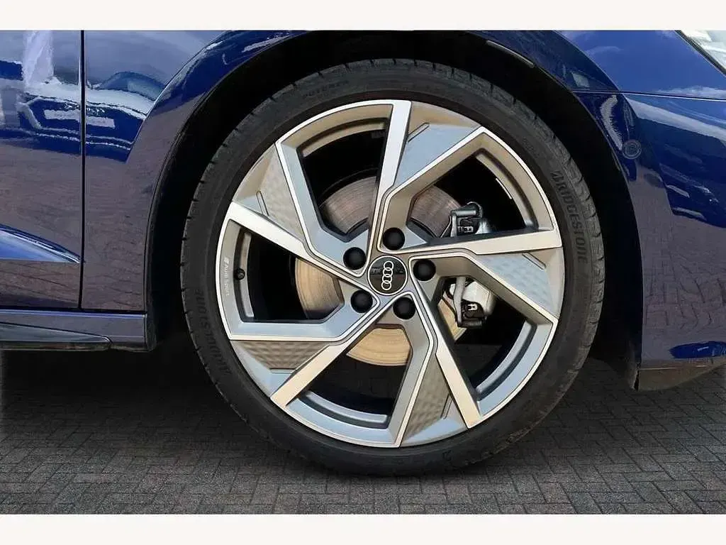 Used Audi A3 Black Edition 150 HP (110 kW) 2026 Blue Sedan