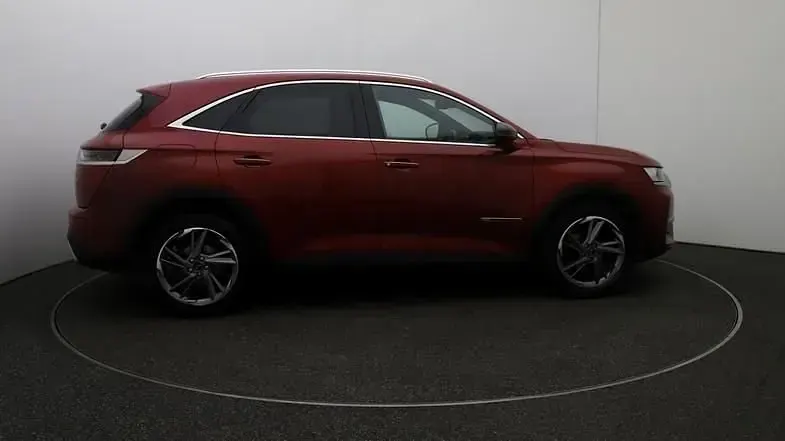 Used DS Automobiles DS7 Crossback Prestige 225 HP (165 kW) 2019 Red SUV