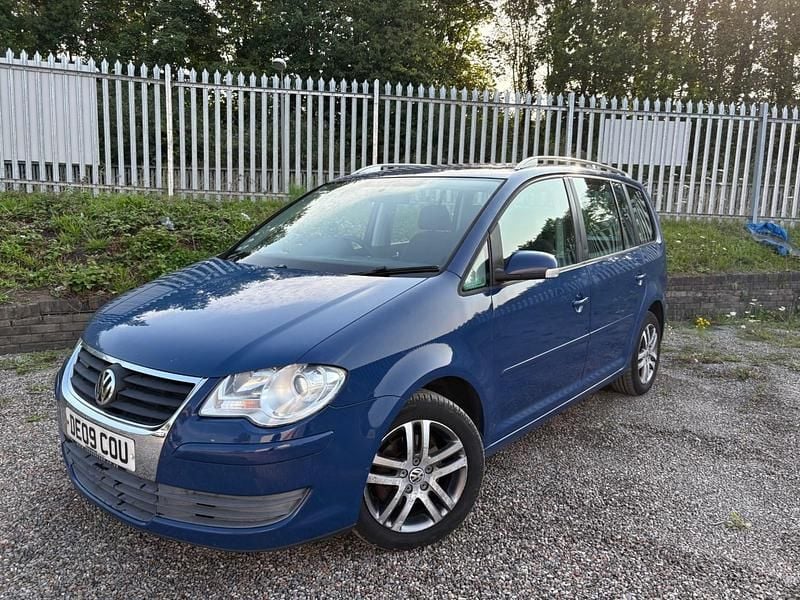 Blue Used 2009 VW Touran SE MPV | £1,999 (Super price) - Image 1/4