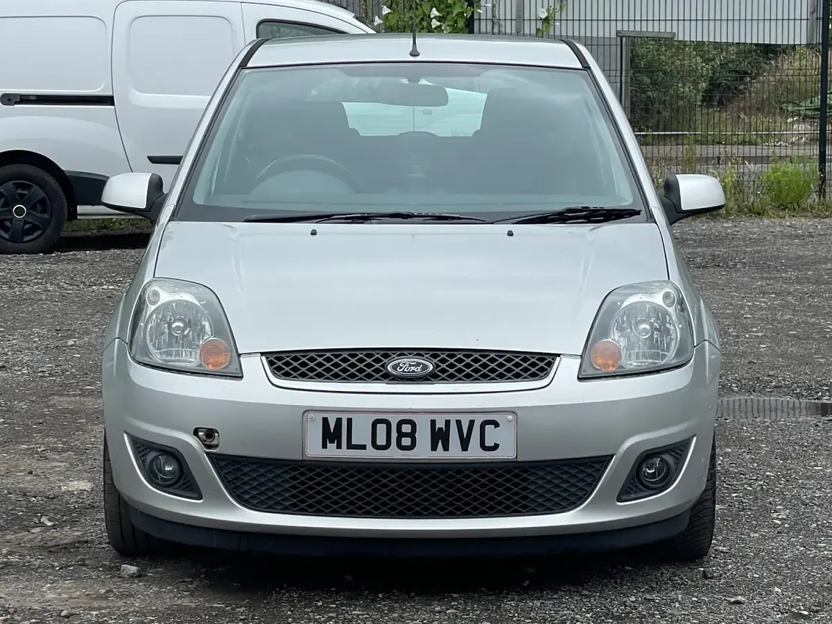 Used Ford Fiesta Zetec 2008 Silver Hatchback