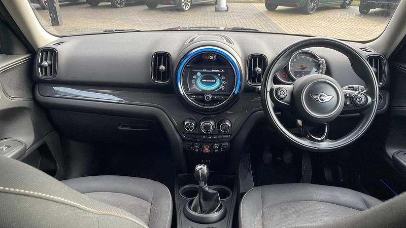 Used Mini Cooper Countryman 136 HP (100 kW) 2017 Green SUV