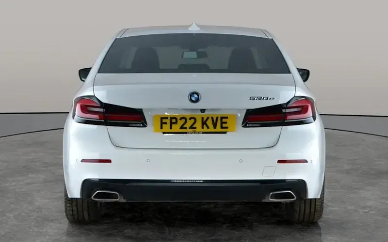 Used BMW 530e 292 HP (214 kW) 2022 White Sedan
