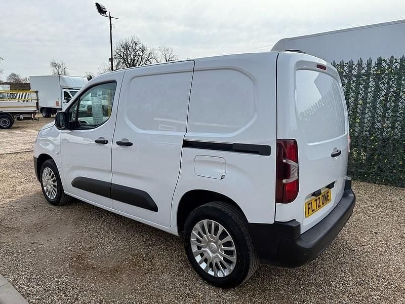 Used Toyota Proace H1 120 HP (88 kW) 2022 White MPV