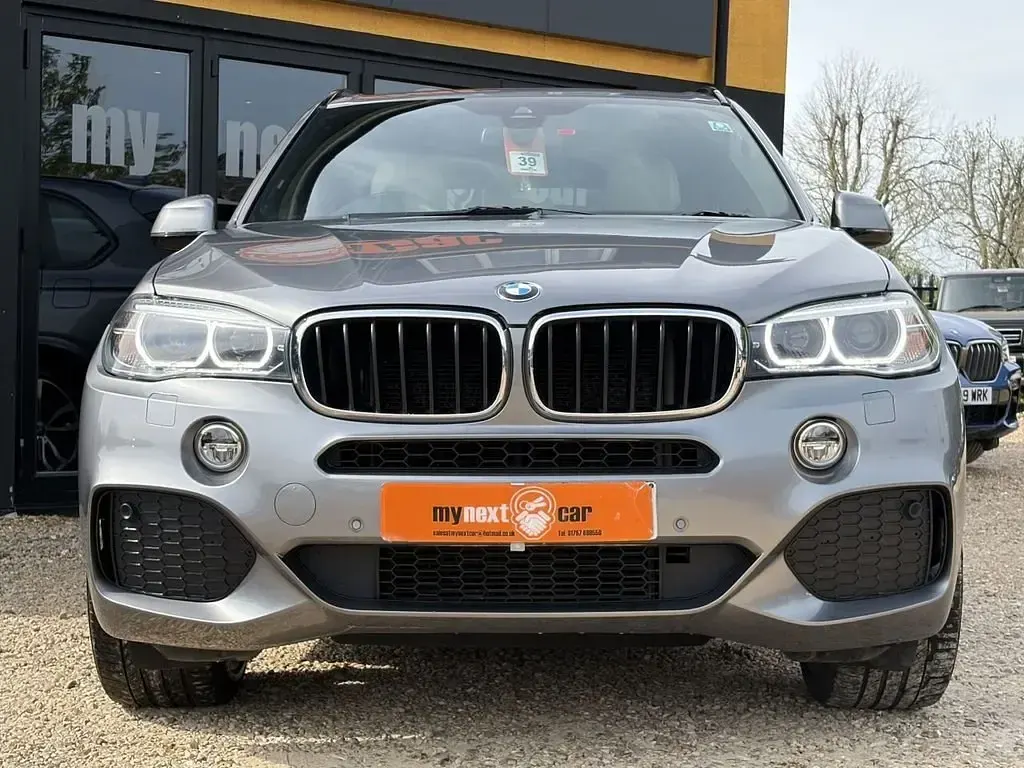 Usado BMW X5 M Sport 258 HP (189 kW) 2015 Cinzento SUV