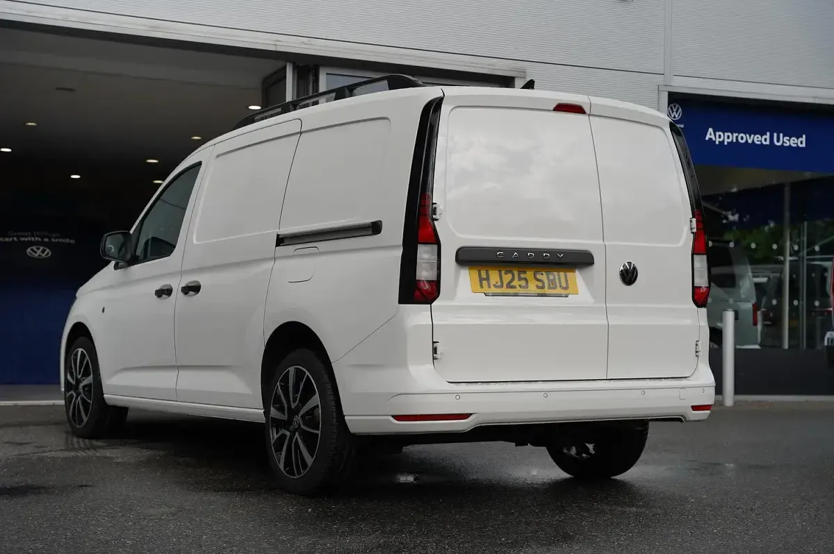 Used VW Caddy 102 HP (75 kW) 2025 White MPV