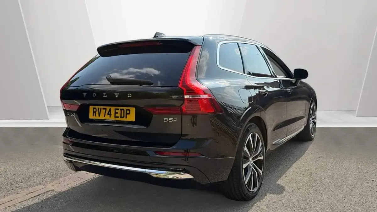 Used Volvo XC60 Ultra 250 HP (183 kW) 2024 Black SUV