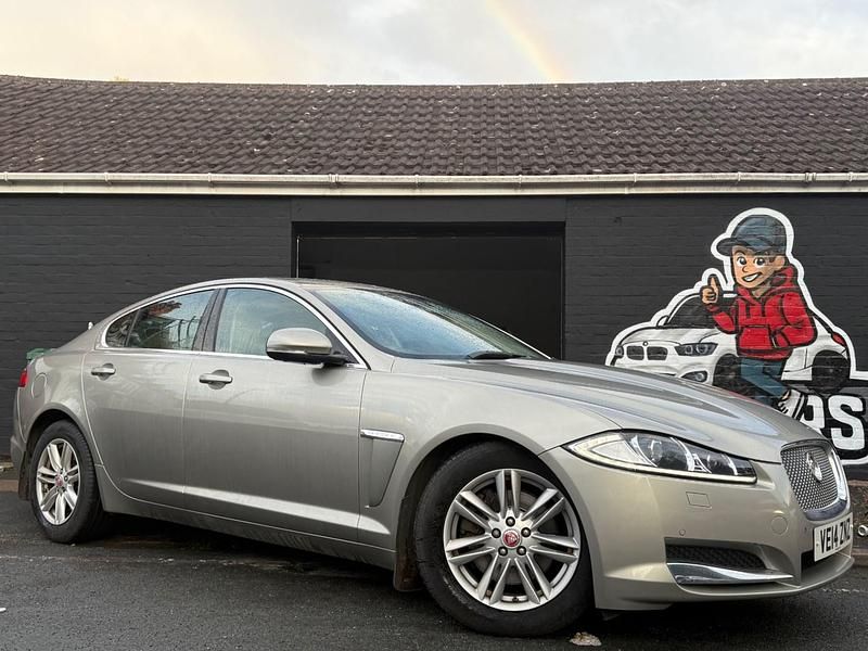 Gold Used 2014 Jaguar XF Luxury Sedan | £2,995 (Good price) - Image 1/4