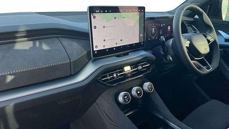 Used Skoda Kodiaq SportLine 200 HP (147 kW) 2025 Red SUV