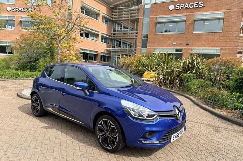 Used Renault Clio IV Iconic 90 HP (66 kW) 2018 Hatchback