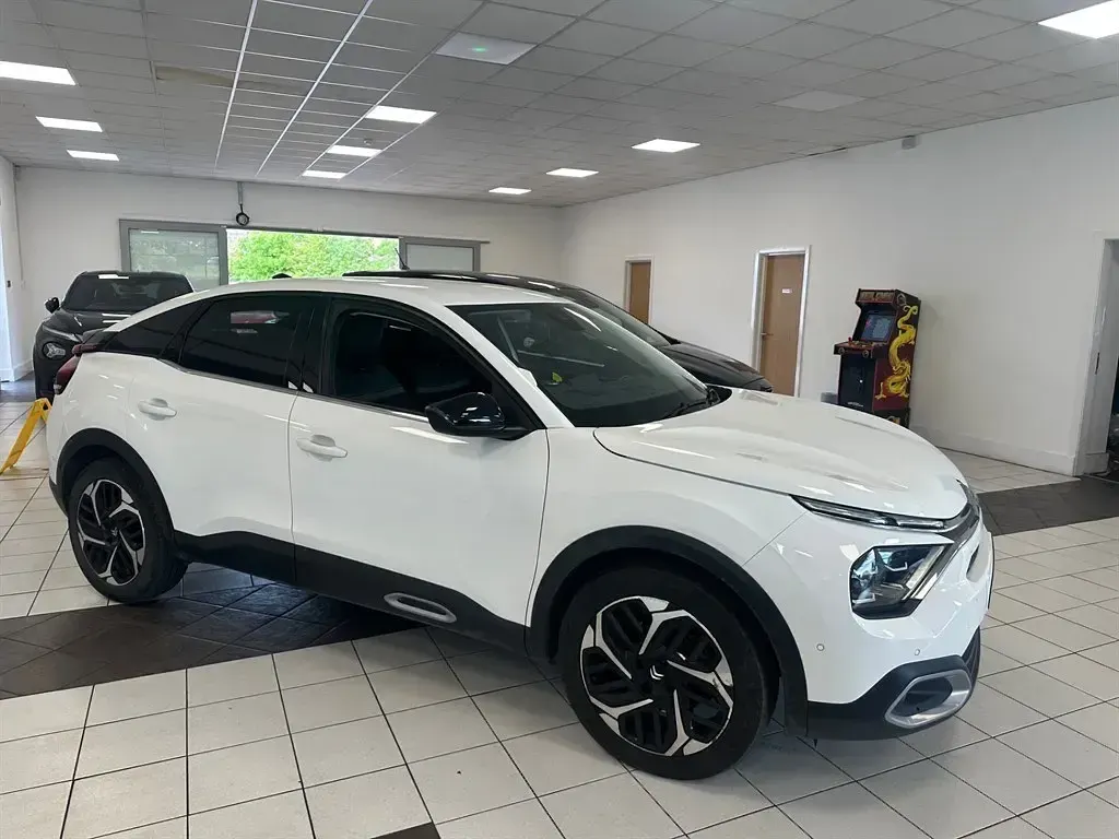 Used Citroën C4 PureTech 2023 White SUV