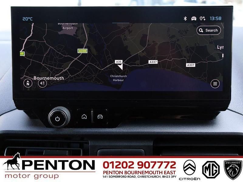 Used Citroën Berlingo 101 HP (74 kW) 2024 White MPV