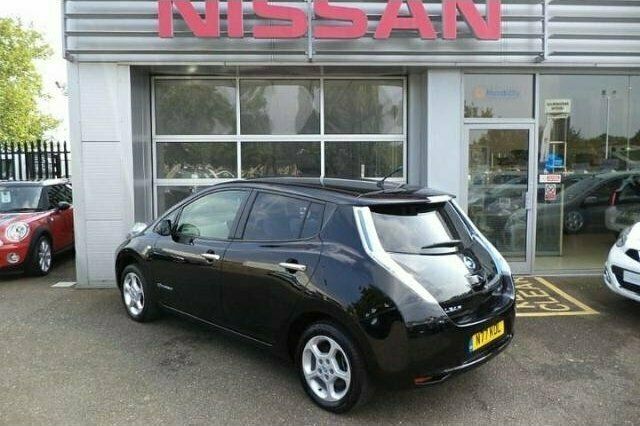 Used Nissan Leaf 80 kW (109 HP) 2011 Hatchback