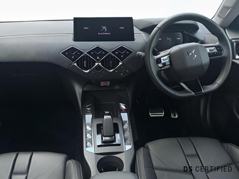 Grey Used 2024 DS Automobiles DS3 Crossback E-Tense Opera SUV | £20,000 - Image 1/4