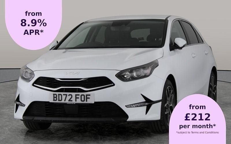 Used 2021 Kia Ceed 3 Hatchback | £15,467 (Fair price) - Image 1/2