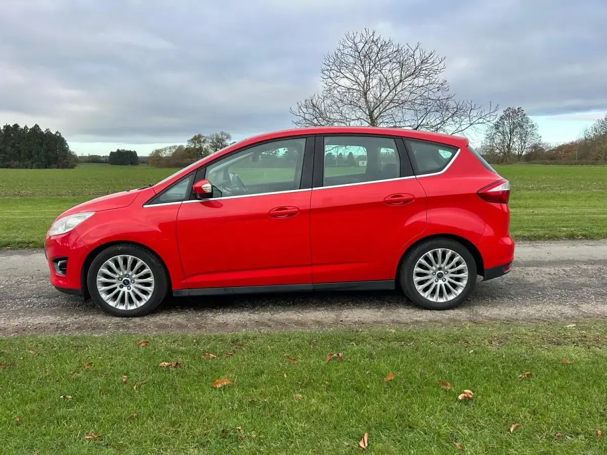 Używany Ford C-MAX Titanium 115 KM (84 kW) 2012 Czerwony Minivan