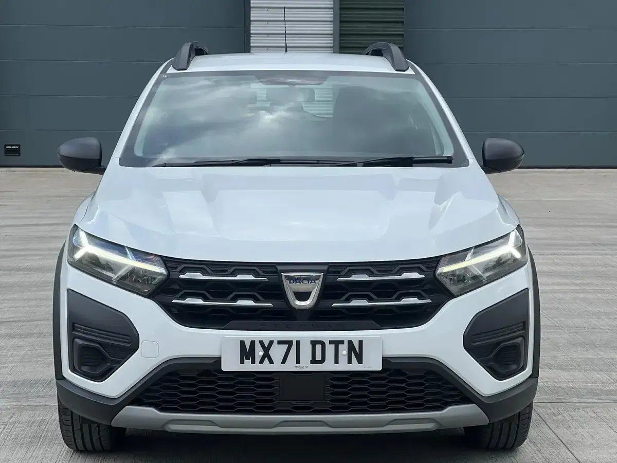 Used Dacia Sandero Essentiel 2021 White Hatchback