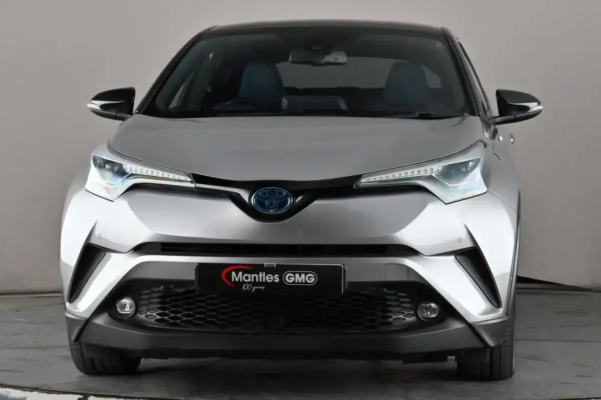 Używany Toyota C-HR 122 KM (89 kW) 2017 Srebrny SUV
