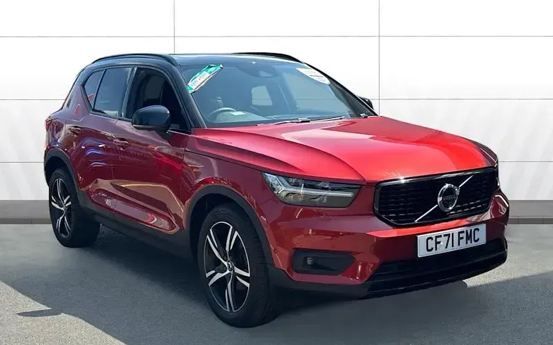 Used Volvo XC40 R-Design 163 HP (119 kW) 2021 SUV